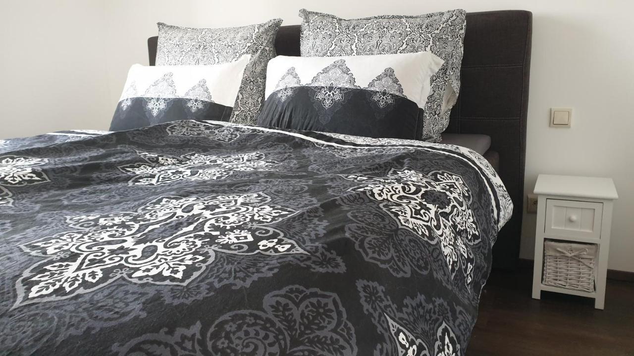 Seensucht & Urlaubstraeume, Ferienwohnung "Seerose" Гросрешен Екстер'єр фото