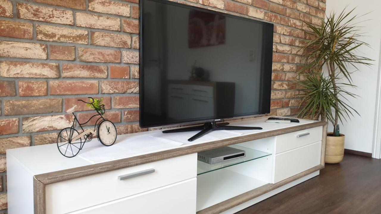 Seensucht & Urlaubstraeume, Ferienwohnung "Seerose" Гросрешен Екстер'єр фото
