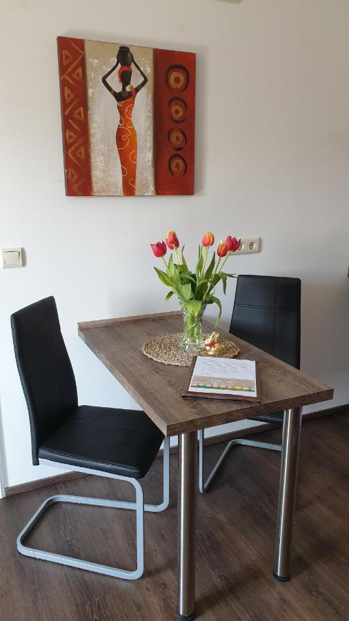 Seensucht & Urlaubstraeume, Ferienwohnung "Seerose" Гросрешен Екстер'єр фото